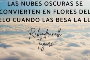 47 frases inspiradoras sobre el cielo azul: Belleza, reflexión y positividad